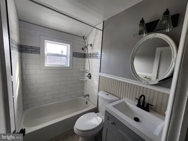 $2,300 | 1925 Ewald Avenue, Baltimore, MD 21222