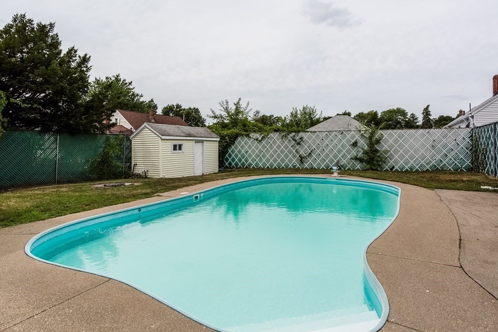 8 Bonneta Circle Chicopee, MA 01020 - Photo 18 of 22