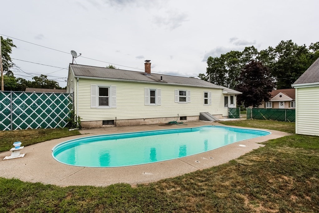 8 Bonneta Circle Chicopee, MA 01020 - Photo 19 of 22