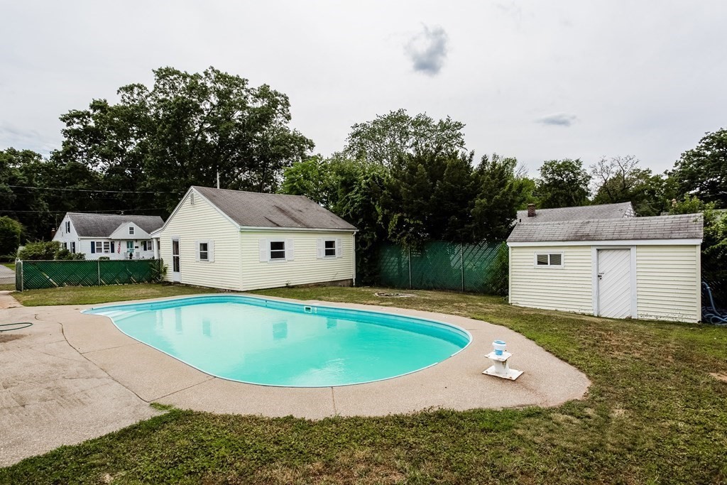 8 Bonneta Circle Chicopee, MA 01020 - Photo 20 of 22