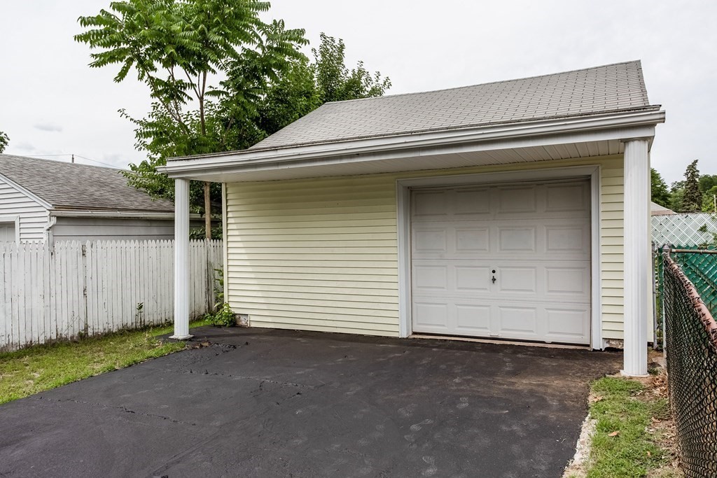 8 Bonneta Circle Chicopee, MA 01020 - Photo 21 of 22