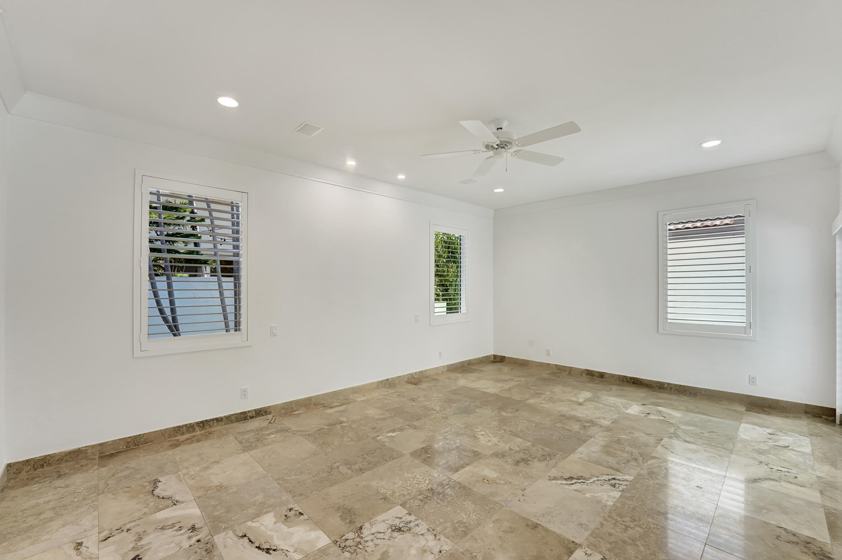 3555 Commodore Circle Delray Beach, FL 33483 - Photo 12 of 31 image3