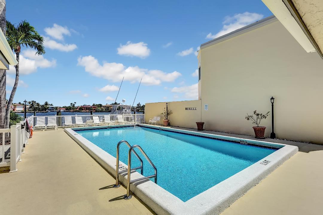 3555 Commodore Circle Delray Beach, FL 33483 - Photo 24 of 31 thumbnail (17)