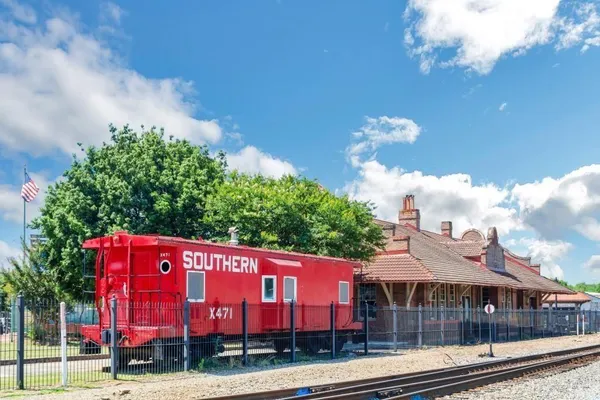 $1,650 | 204 Mill Street, Barnesville, GA 30204