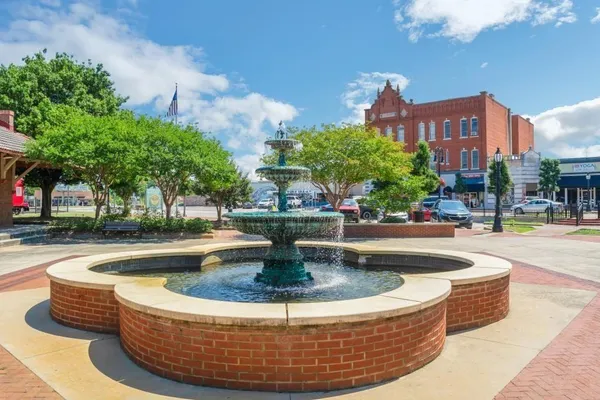 $1,650 | 204 Mill Street, Barnesville, GA 30204