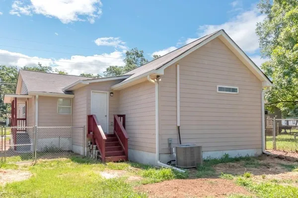 $1,650 | 204 Mill Street, Barnesville, GA 30204