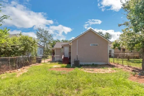 $1,650 | 204 Mill Street, Barnesville, GA 30204