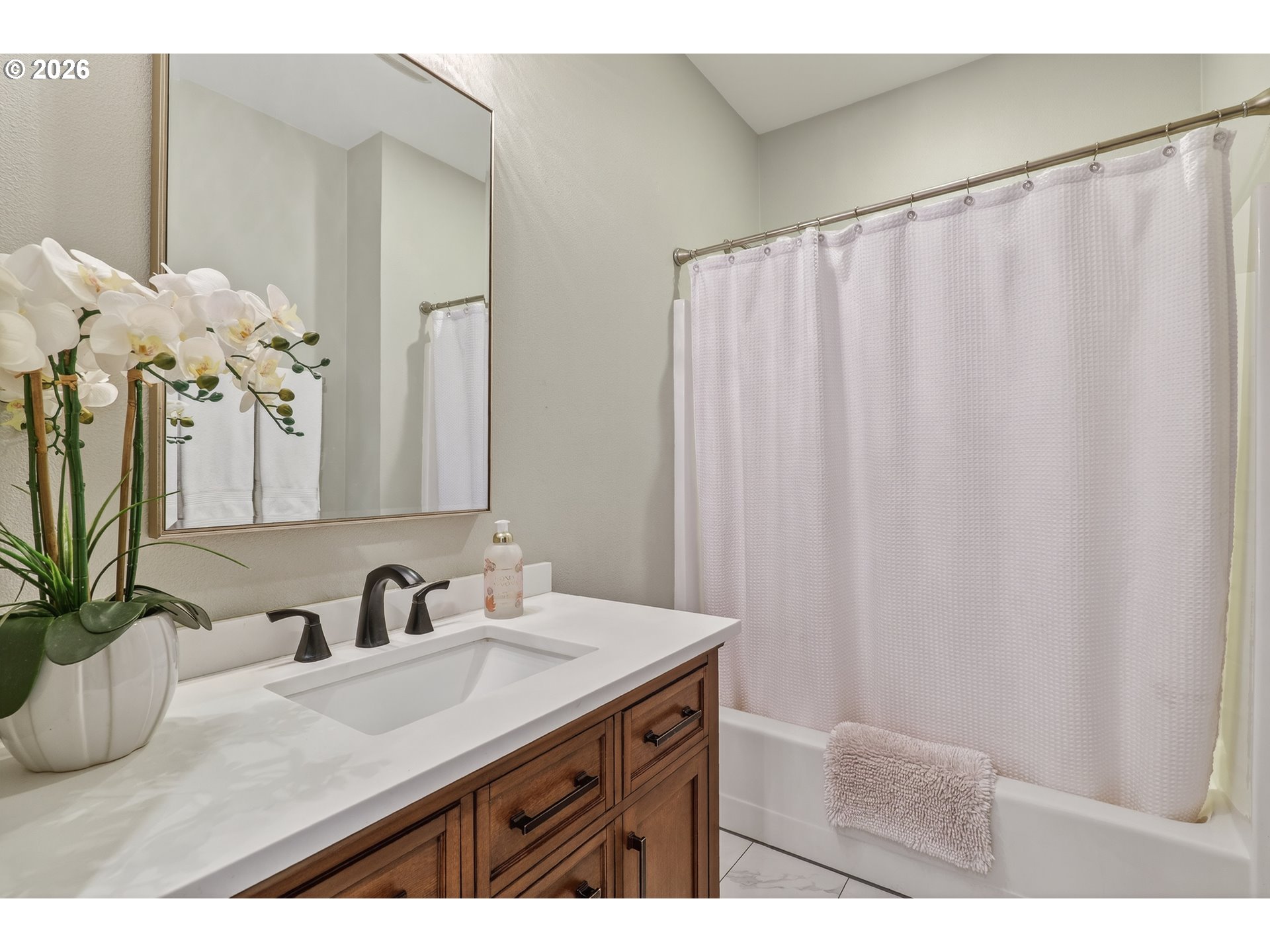 322 Round Prairie Road Wilderville, OR 97543 - Photo 14 of 43 Bathroom