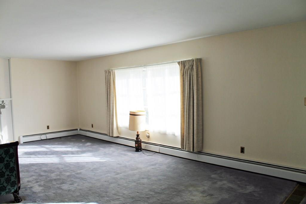 33 Snow Pond Road Oakland, ME 04963 - Photo 9 of 21 Living Room