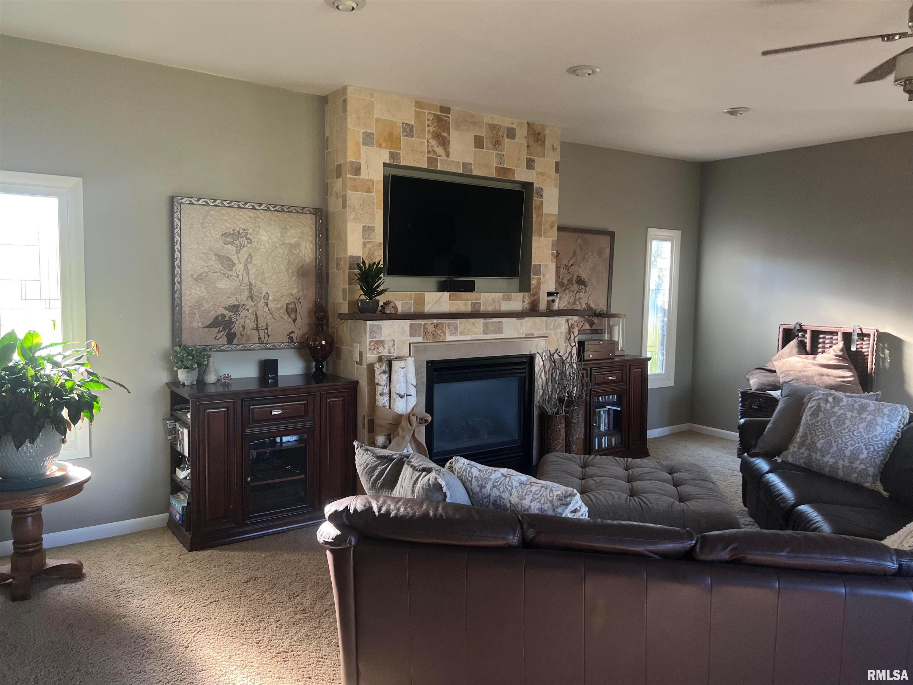 9223 140th Street West Taylor Ridge, IL 61284 - Photo 3 of 27