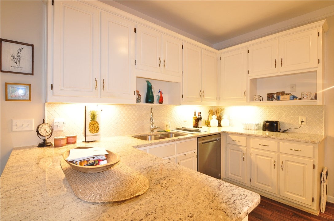 621 Little Creek Road Auburn, AL 36832 - Photo 11 of 32 Gallery Image 11