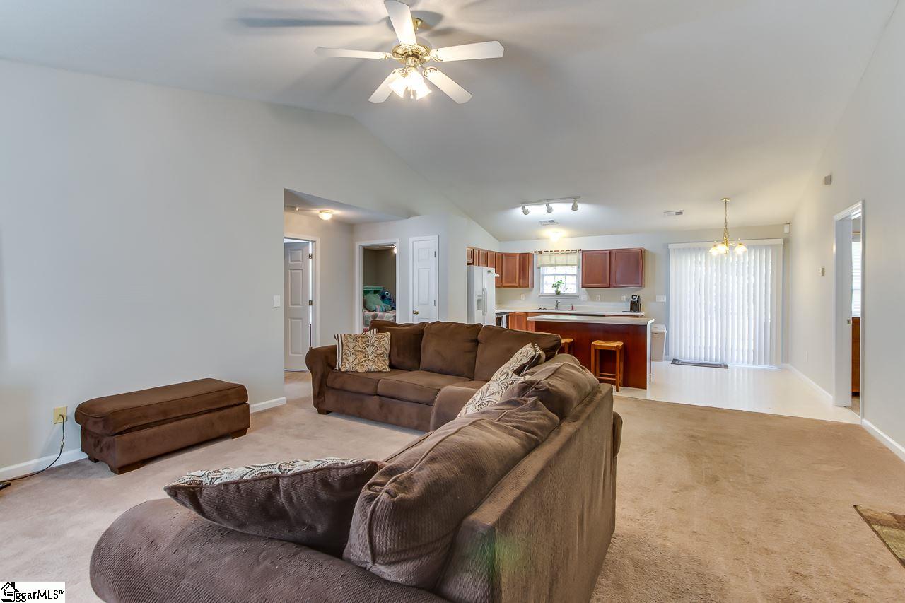 449 Pleasant Green Drive Inman, SC 29349 - Photo 5 of 26