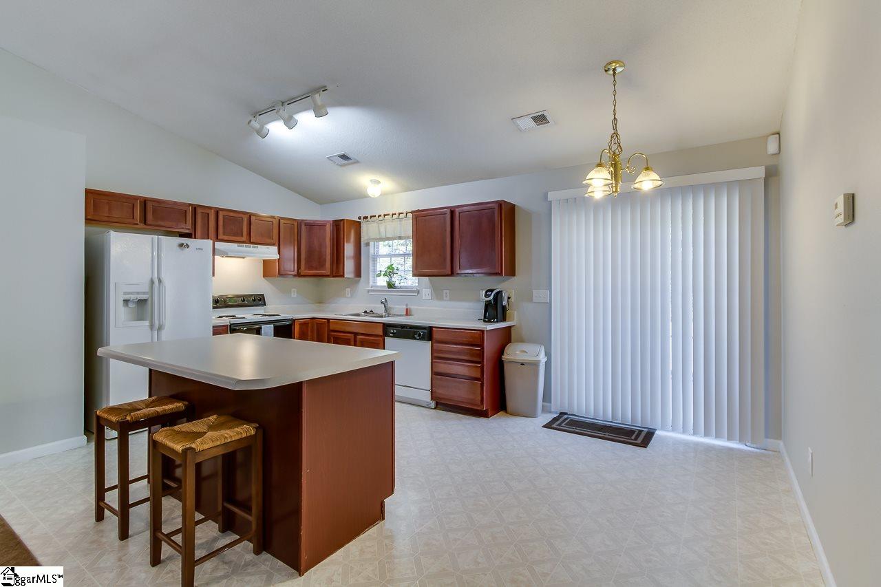 449 Pleasant Green Drive Inman, SC 29349 - Photo 8 of 26
