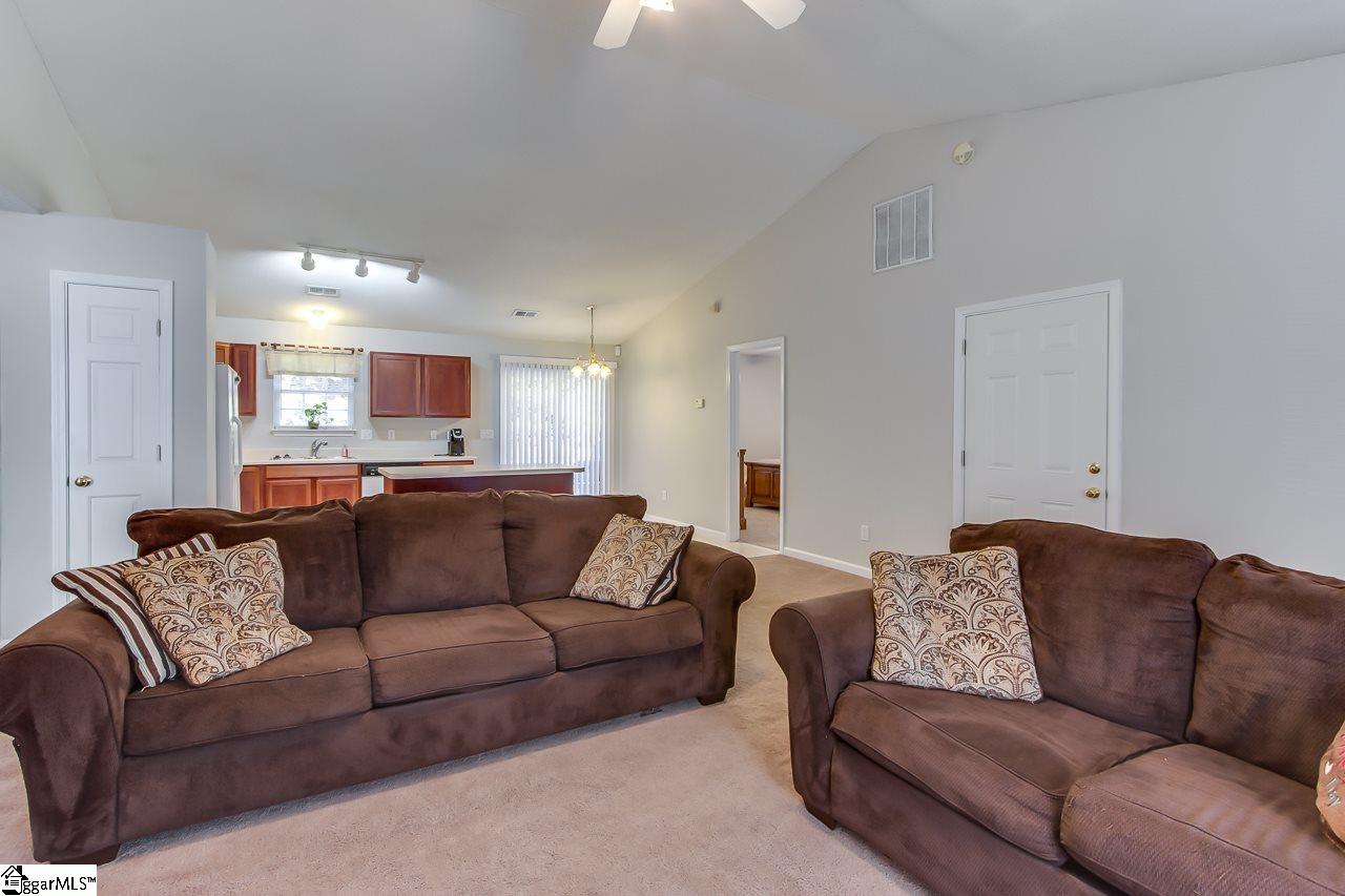 449 Pleasant Green Drive Inman, SC 29349 - Photo 9 of 26
