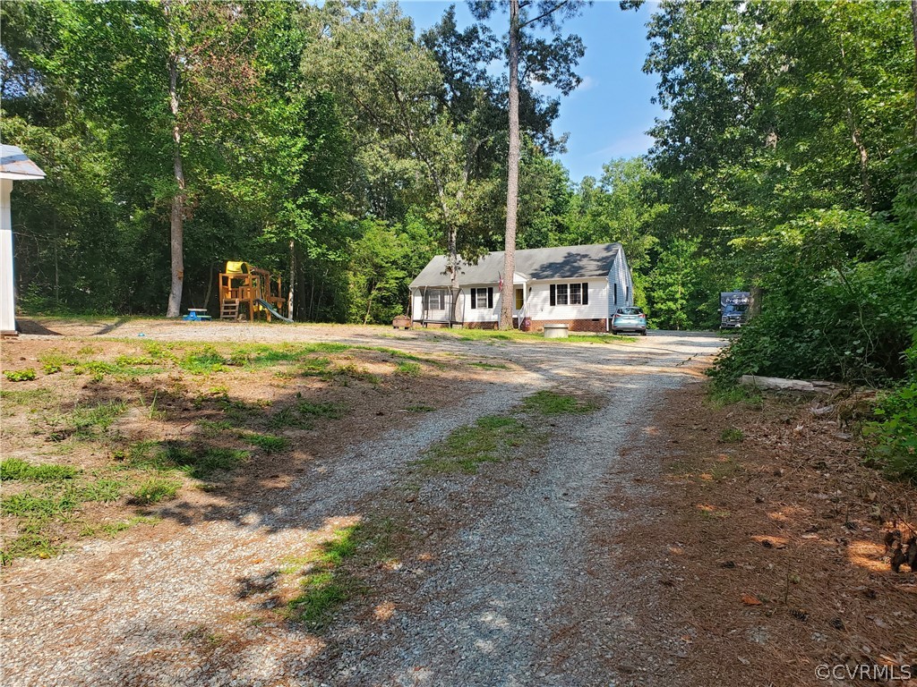 57 East Spring Road Aylett, VA 23009 - Photo 14 of 26 Gallery Image 14