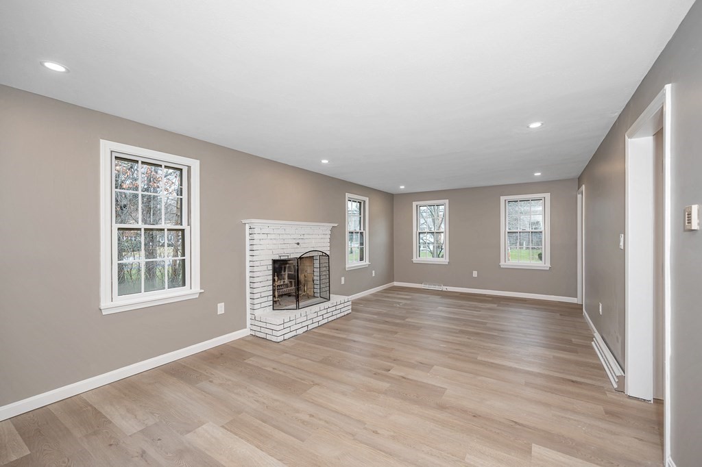 63 Cranberry Road Dracut, MA 01826 - Photo 15 of 37 Gallery Image 15