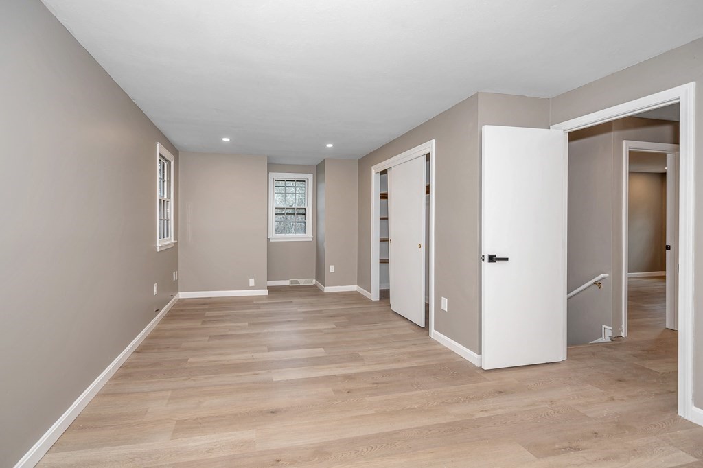 63 Cranberry Road Dracut, MA 01826 - Photo 16 of 37 Gallery Image 16