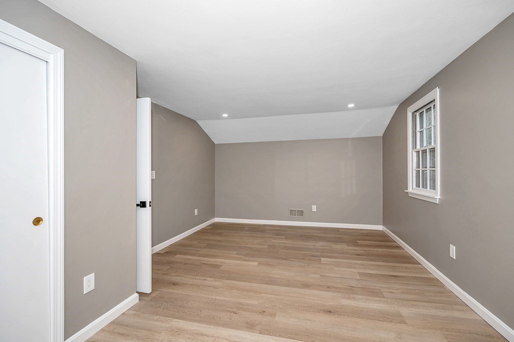 63 Cranberry Road Dracut, MA 01826 - Photo 17 of 37 Gallery Image 17