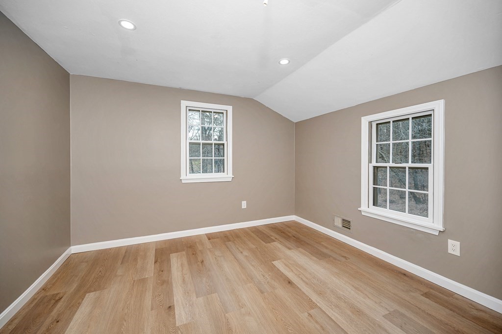 63 Cranberry Road Dracut, MA 01826 - Photo 19 of 37 Gallery Image 19