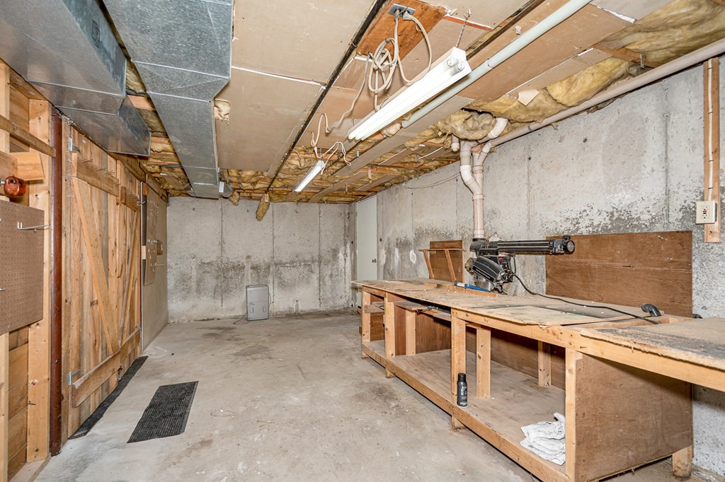 63 Cranberry Road Dracut, MA 01826 - Photo 28 of 37 Gallery Image 28