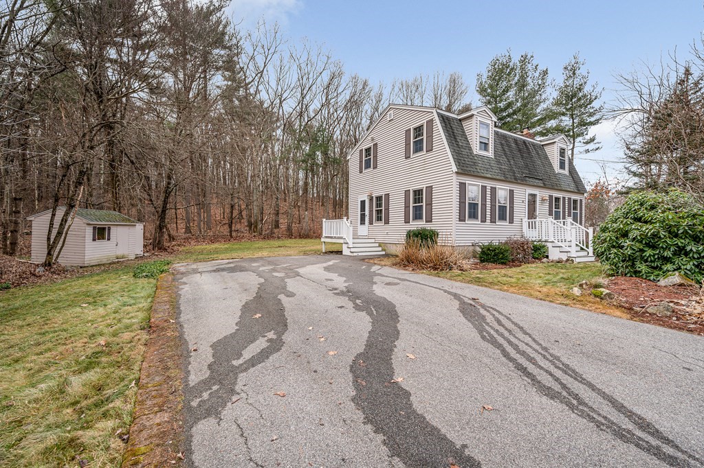 63 Cranberry Road Dracut, MA 01826 - Photo 33 of 37 Gallery Image 33