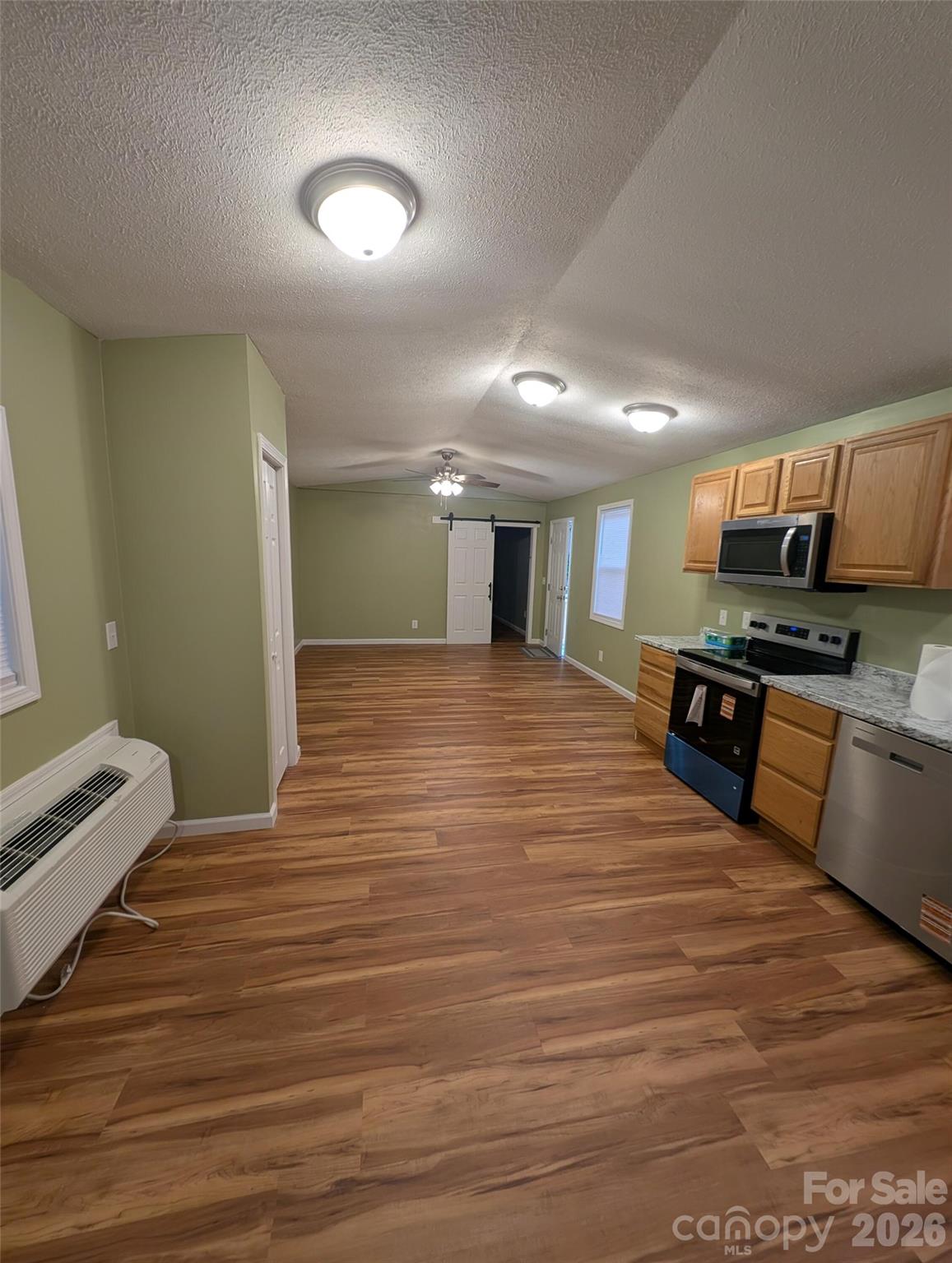 1220 Woodridge Road Clover, SC 29710 - Photo 11 of 20