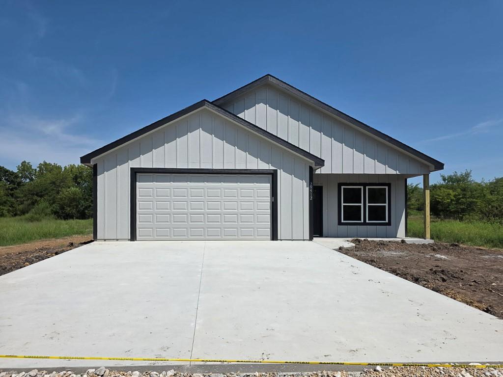 1014 2nd Street Perry, KS 66073 - Photo 1 of 4