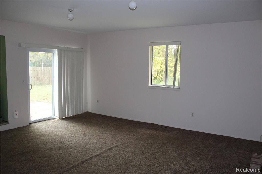 8167 Sandpiper Street Canton, MI 48187 - Photo 15 of 20