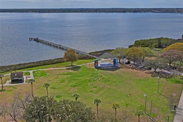 $849,000 | 402 Shore Drive West, Oldsmar, FL 34677