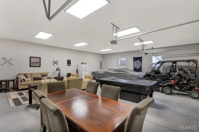 $600,000 | 178 Gladshire Lane, Warrenton, MO 63383