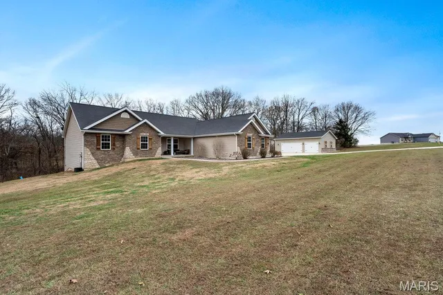 $600,000 | 178 Gladshire Lane, Warrenton, MO 63383