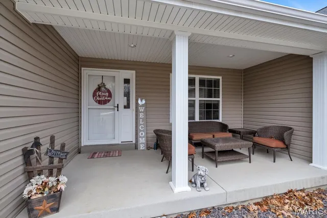 $600,000 | 178 Gladshire Lane, Warrenton, MO 63383