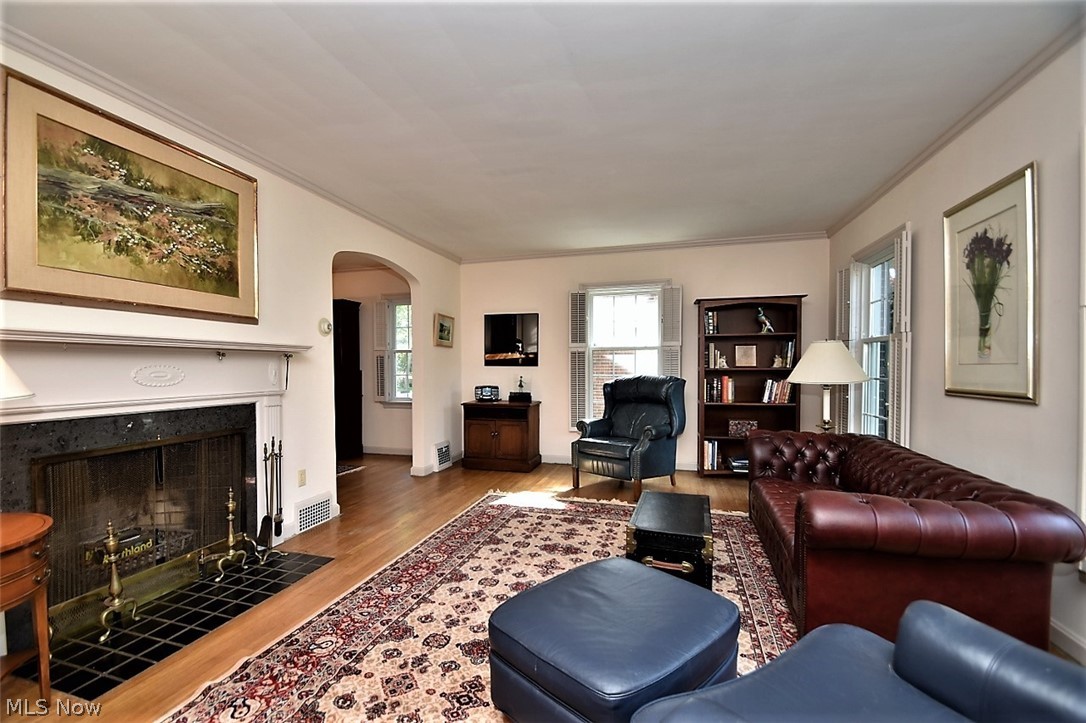 3553 Townley Road Shaker Heights, OH 44122 - Photo 5 of 27 Gallery Image 5