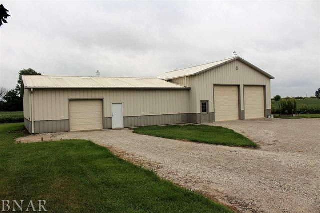 17462 Parnell Road Dewitt, IL 61735 - Photo 3 of 32