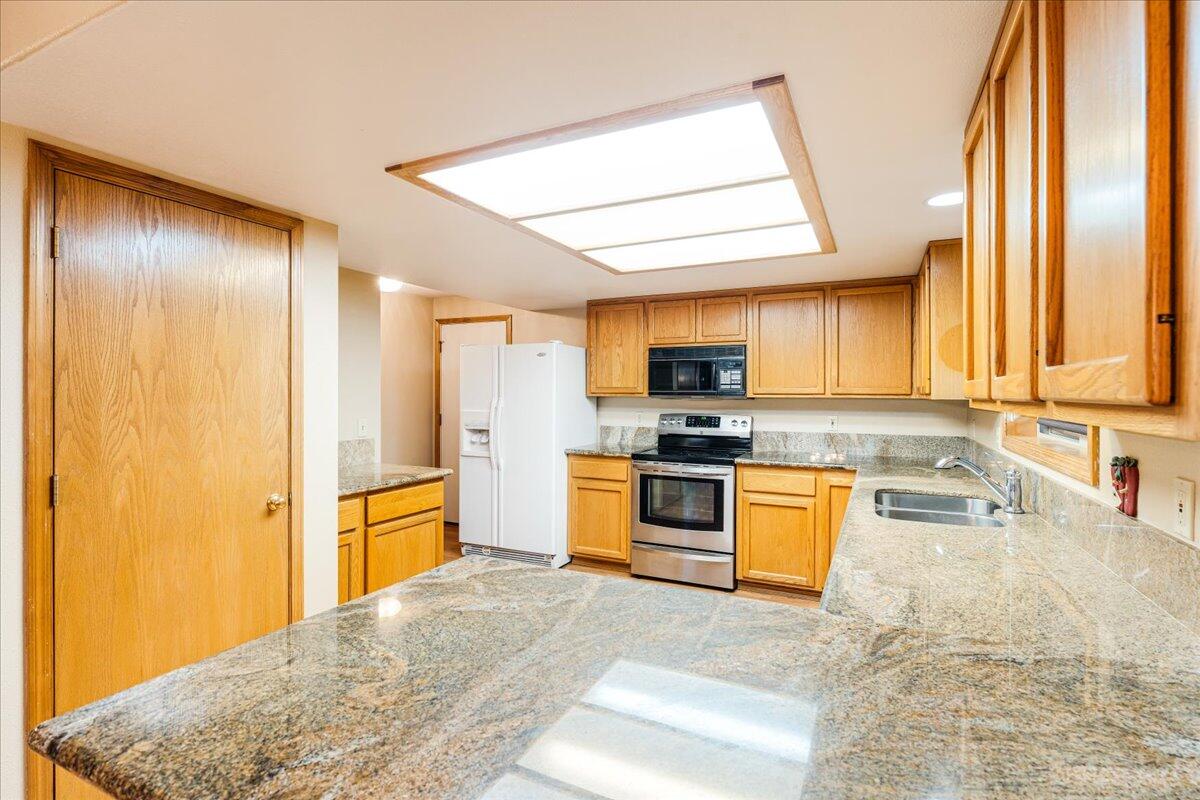 10573 Southwest Shad Road Terrebonne, OR 97760 - Photo 13 of 40 13-10573 SW Shad Rd-14