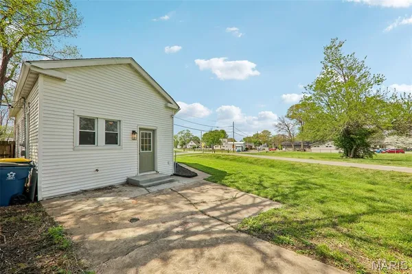 $170,000 | 421 Wolf Street, Edwardsville, IL 62025