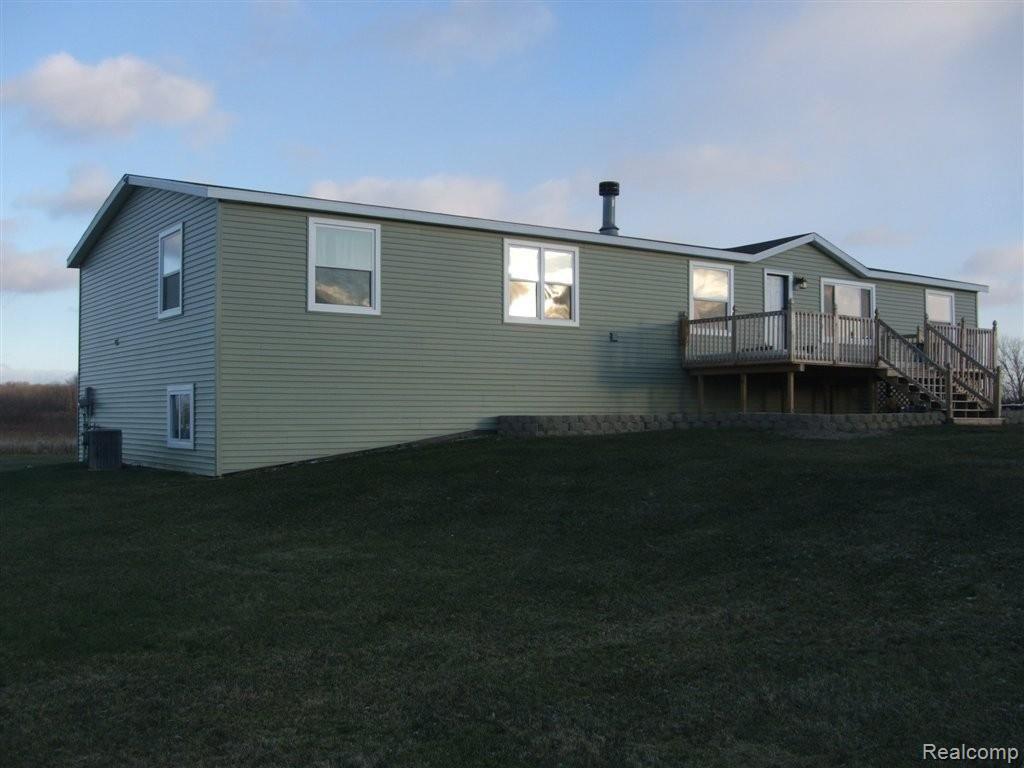 8698 Kilgore Road Avoca, MI 48006 - Photo 1 of 27 DSCF0919.JPG