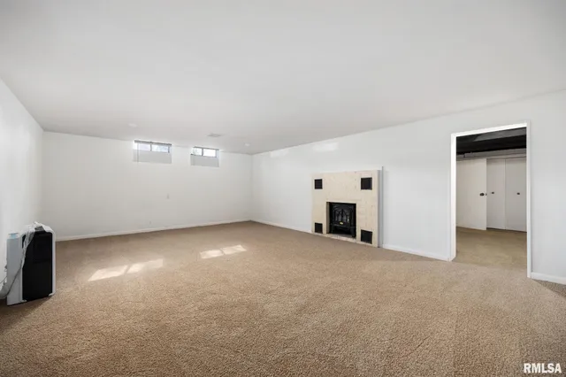 $229,000 | 205 West Glen Avenue, Peoria, IL 61614