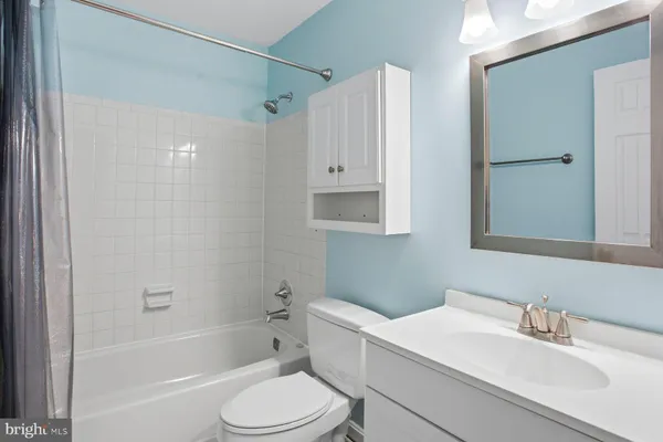 $2,800 | 14367 Springbrook Court, Woodbridge, VA 22193