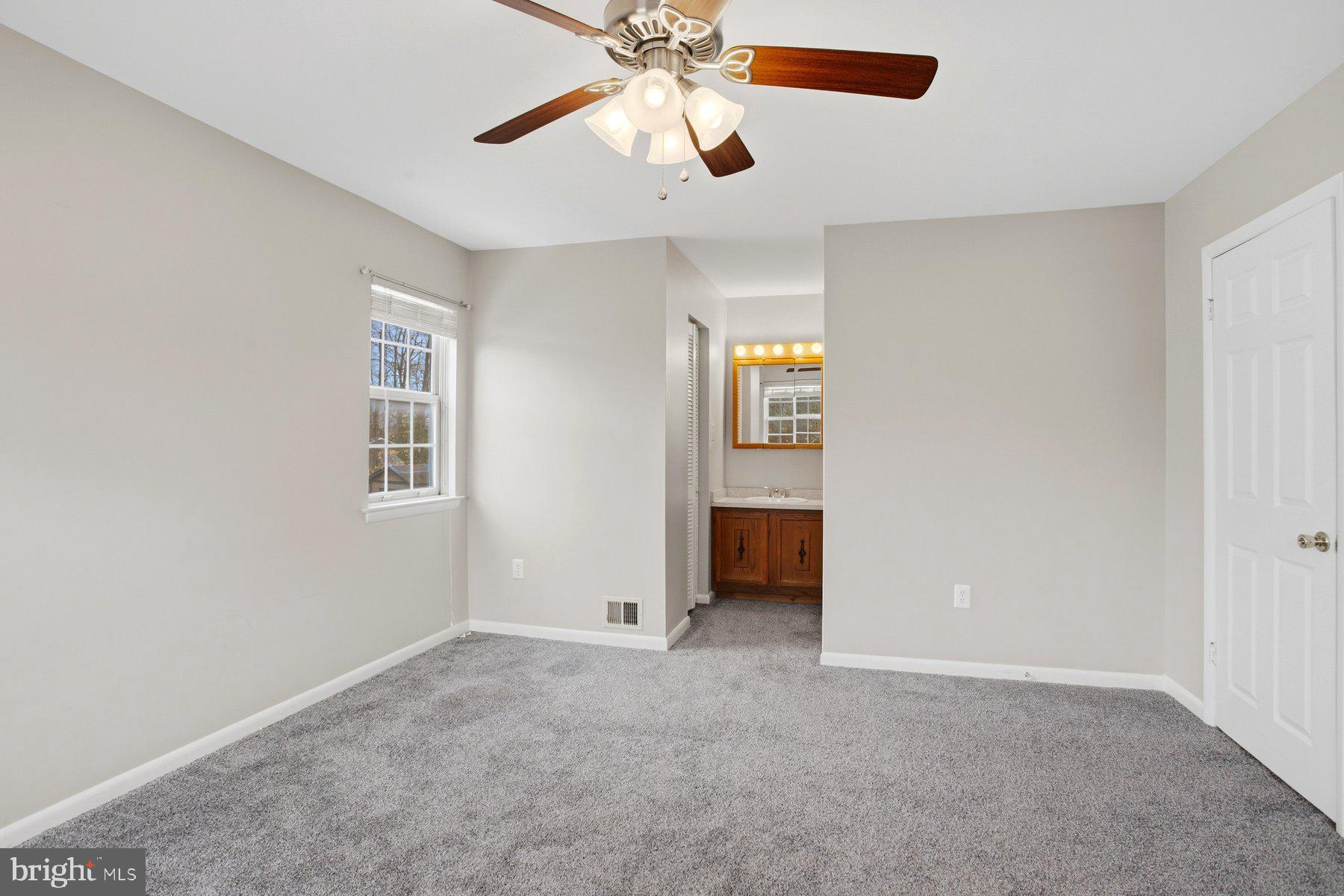 14367 Springbrook Court Woodbridge, VA 22193 - Photo 16 of 24