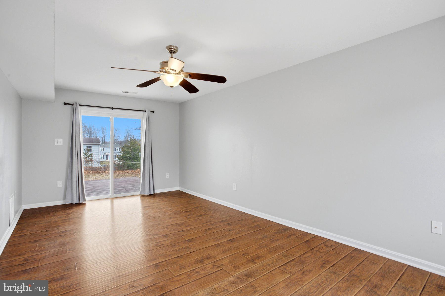 14367 Springbrook Court Woodbridge, VA 22193 - Photo 9 of 24