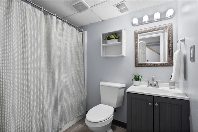 $349,900 | 1122 Martin Luther King Junior Street Southeast, Grand Rapids, MI 49507