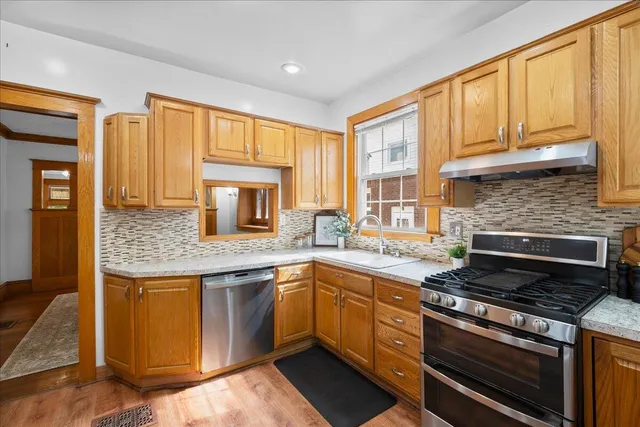 $349,900 | 1122 Martin Luther King Junior Street Southeast, Grand Rapids, MI 49507