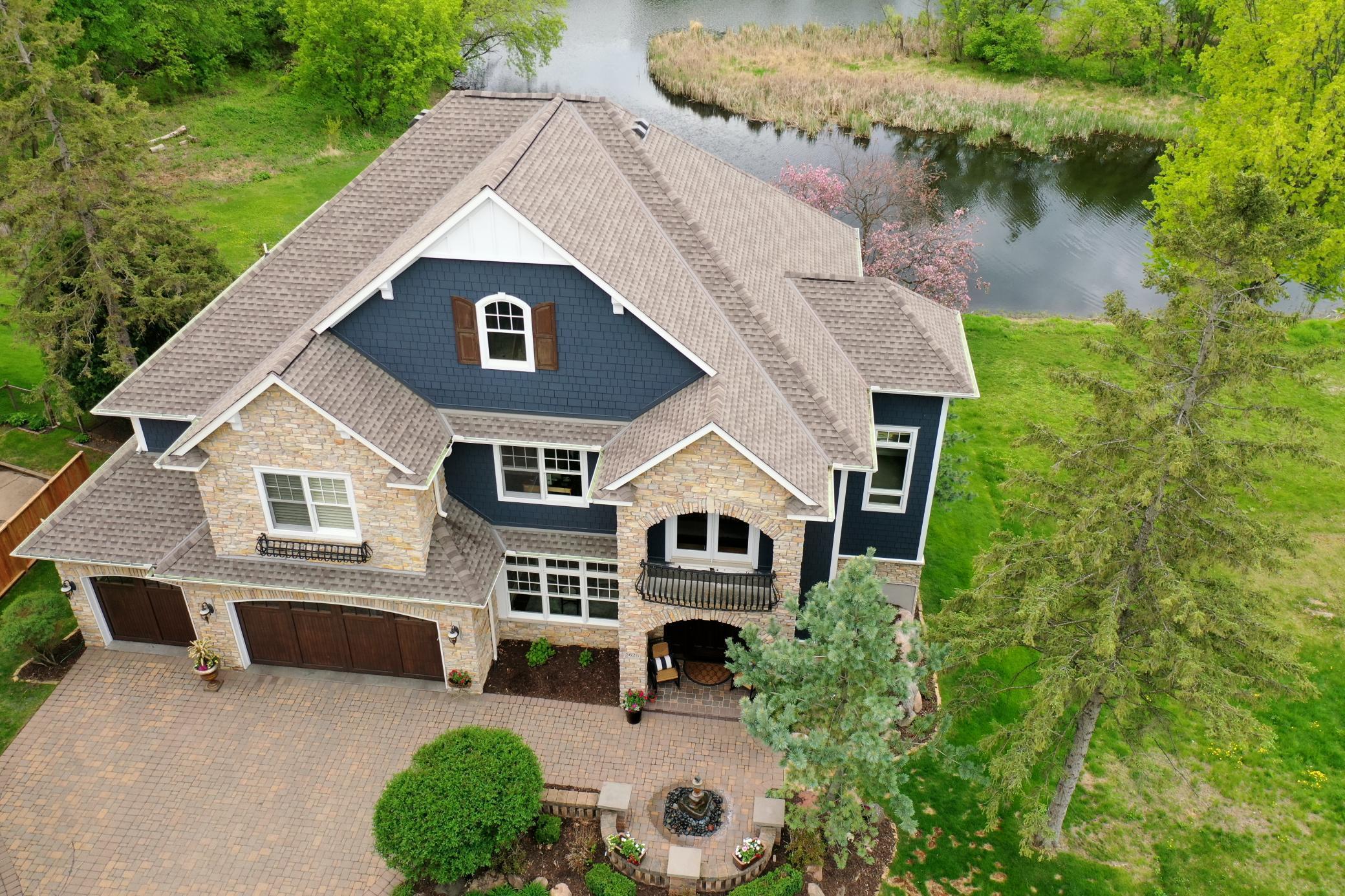 5625 Interlachen Circle Edina, MN 55436 - Photo 3 of 34