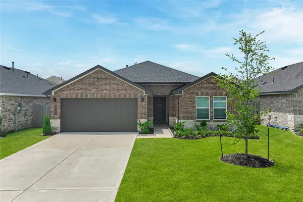 $2,400 | 9515 Chelsea Street, Texas City, TX 77591