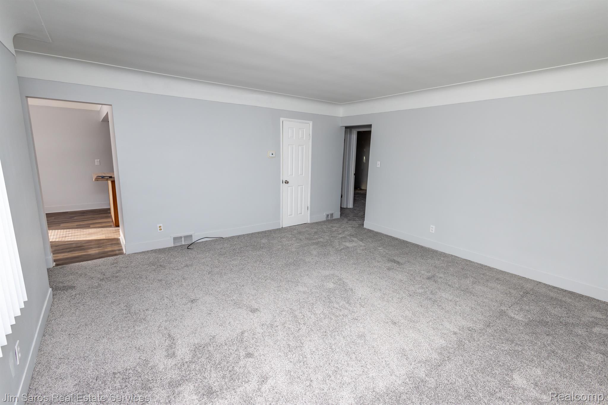 16321 East 10 Mile Road Eastpointe, MI 48021 - Photo 9 of 16 Gallery Image 9