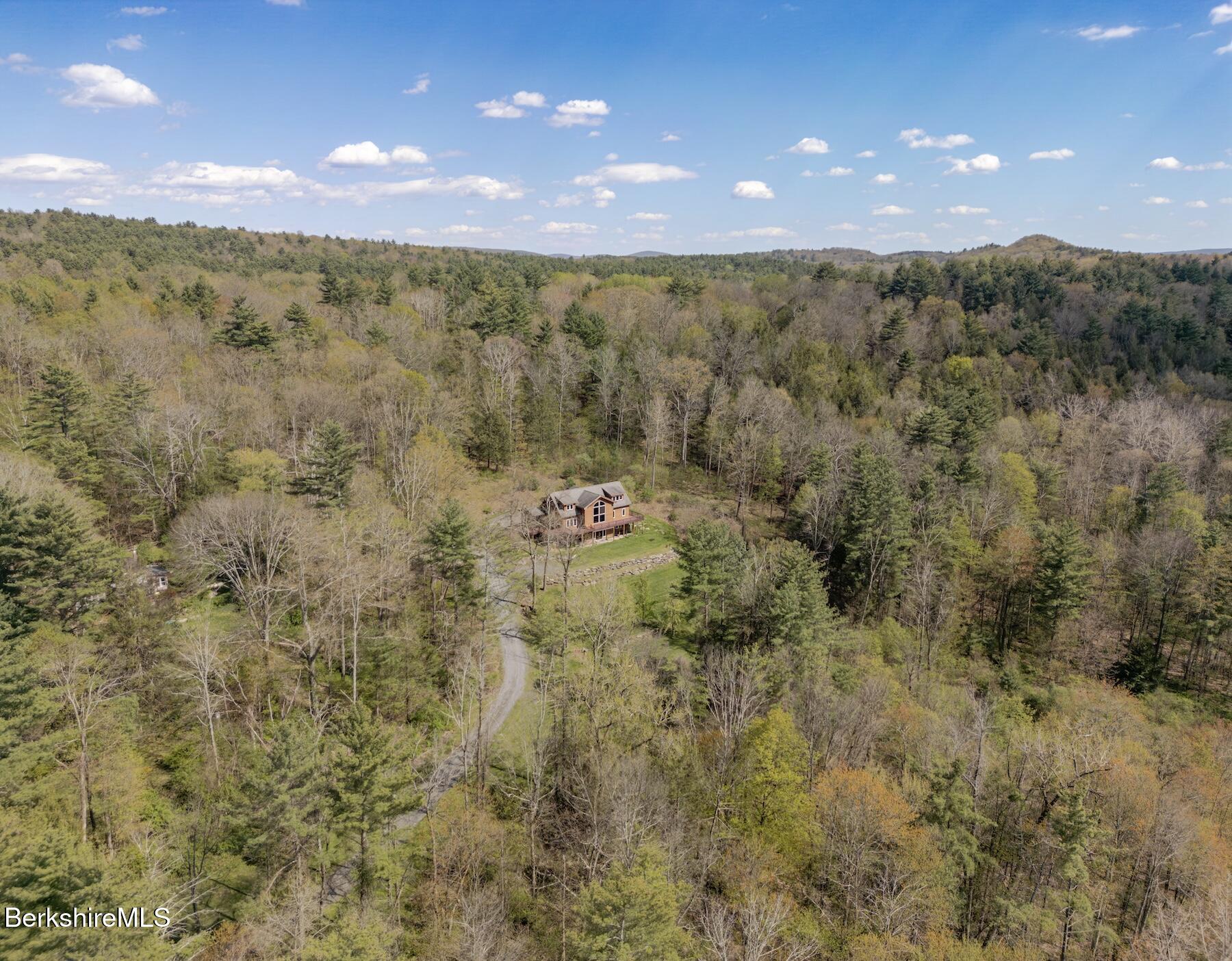 142 Rote Hill Road Sheffield, MA 01257 - Photo 37 of 40 Privacy