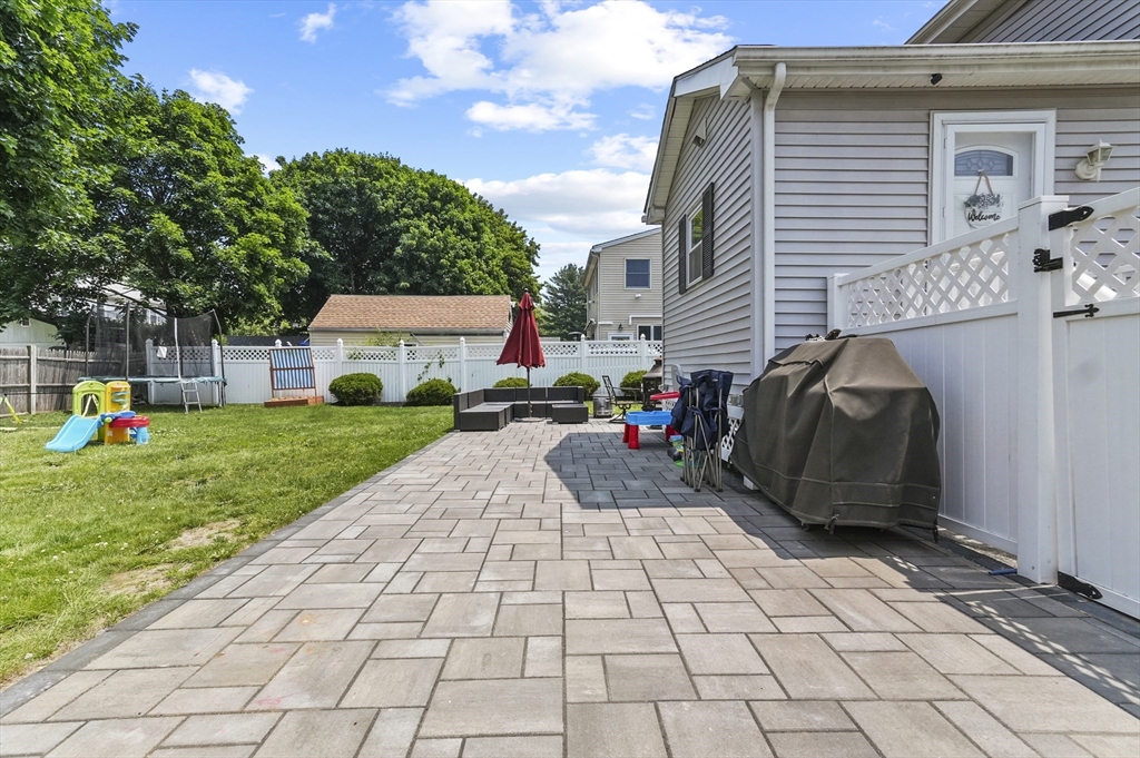 26 Longview Way Peabody, MA 01960 - Photo 23 of 28