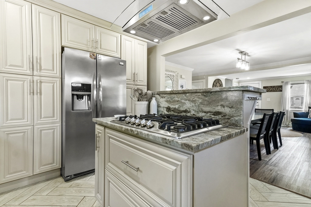 26 Longview Way Peabody, MA 01960 - Photo 7 of 28