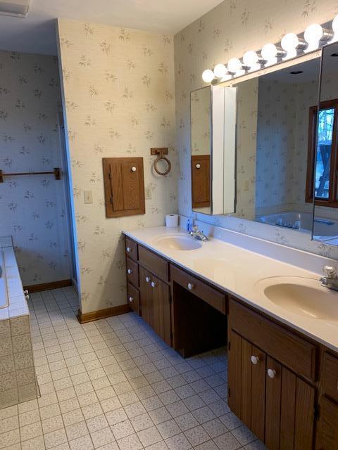 2087 Merriman Way Road Moneta, VA 24121 - Photo 20 of 31 IMG_5917